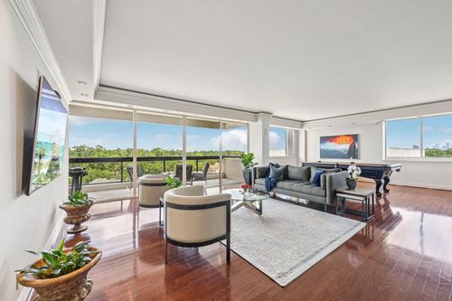 unit-702-49 Briar Hollow Ln, Houston, TX, 77027-9308 | Card Image