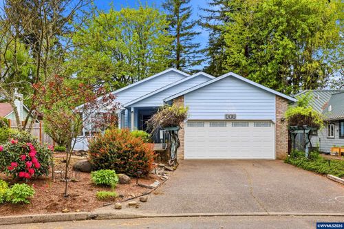 525 Mill Stream Woods, Stayton, OR, 97383-2000 | Card Image