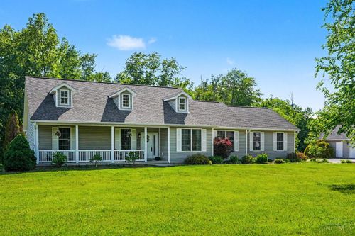 3920 Pine Vw, Williamsburg, OH, 45176-8241 | Card Image