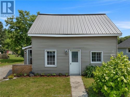 140 River Rd, Massey, ON, P0P1P0 | Card Image