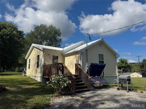 904 N 5th St, Elsberry, MO, 63343-1012 | Card Image