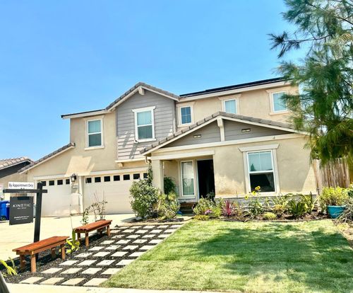 1666 Oak St, Los Banos, CA, 93635-4458 | Card Image