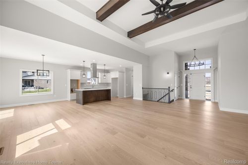 35990 Windridge Dr, New Baltimore, MI, 48047-5855 | Card Image