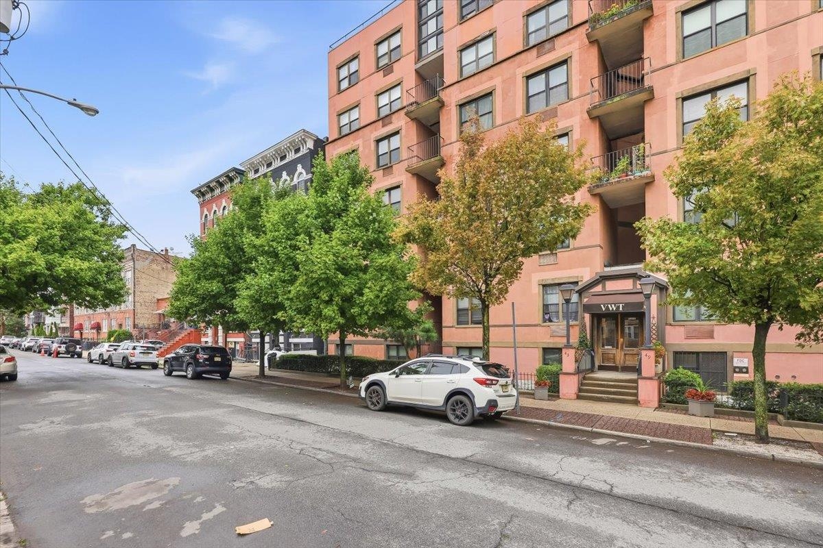 Residential in JC, Journal Square 3