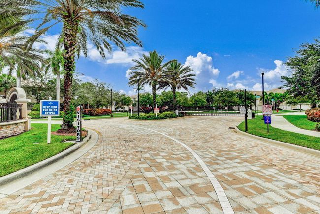 5087 Dulce Ct, Condo with 3 bedrooms, 3 bathrooms and null parking in Palm Beach Gardens FL | Image 51