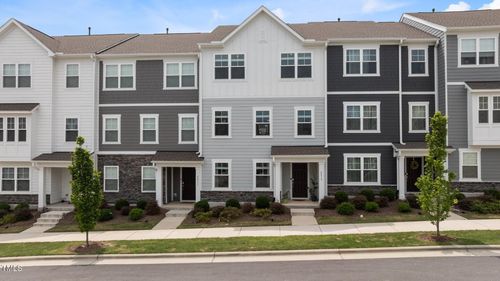 6415 Mentor Pl, Raleigh, NC, 27616-6743 | Card Image