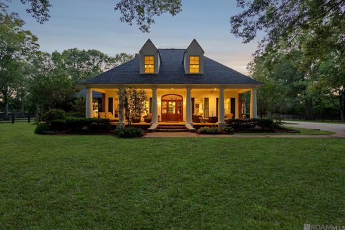 19919 Tucker Rd, Zachary, LA, 70791-7536 | Card Image