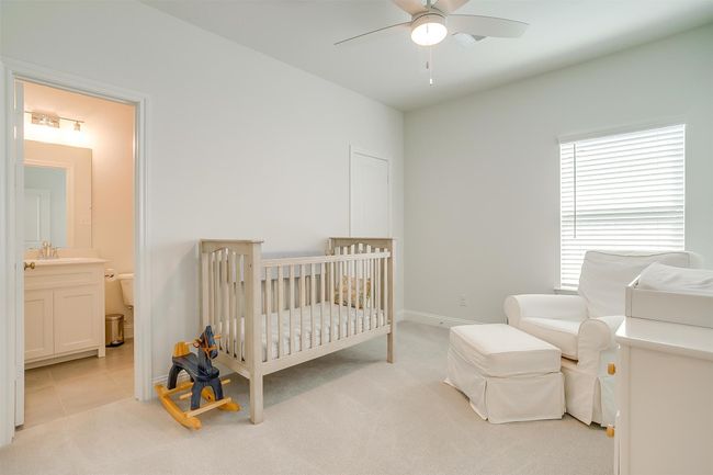 4th bedroom upstairs with ensuite bathroom | Image 33