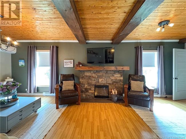 124 Riverview Dr, House other with 5 bedrooms, 2 bathrooms and null parking in Florenceville Bristol NB | Image 16