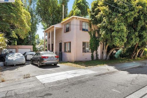 2744 Barry Pl, Oakland, CA, 94601 | Card Image