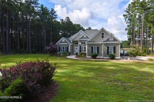 16540 Spillway Dr, Wagram, NC, 28396-9561 | Card Image