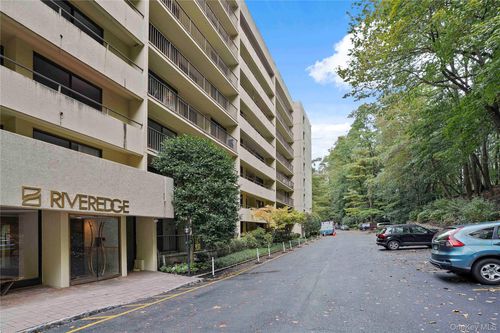 apt-4a-1 David Ln, Yonkers, NY, 10701-1118 | Card Image