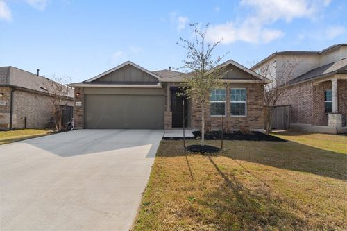 109 Claiborne Wright Way, Bastrop, TX, 78602-2229 | Card Image