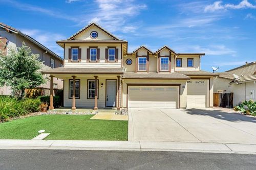 3645 Otter Brook Loop, Discovery Bay, CA, 94505-1844 | Card Image
