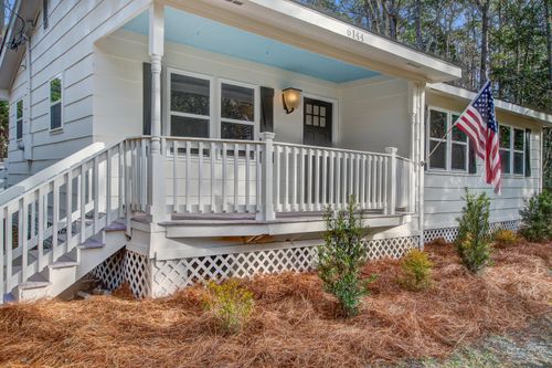 6144 Smith Rd, Ravenel, SC, 29470-5425 | Card Image
