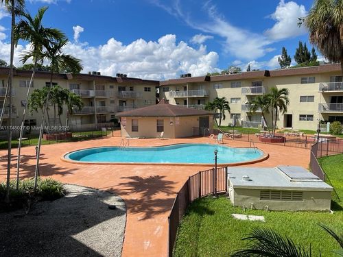 apt-318-7505 Sw 82nd St, Miami, FL, 33143-7341 | Card Image