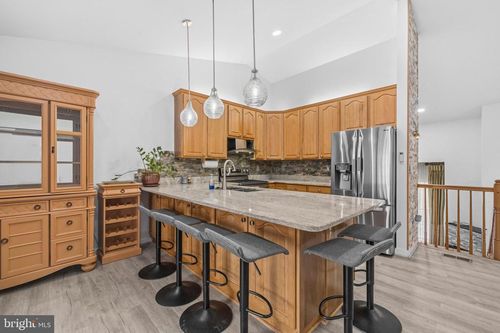 505 Aquahart Rd, GLEN BURNIE, MD, 21061-3909 | Card Image