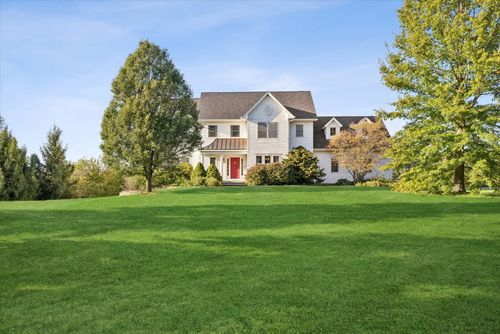 8702 Mason Hill Road, Woodstock, IL, 60098 | Card Image