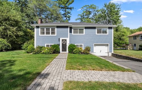 14 Carpenter Rd, Lynnfield, MA, 01940-2319 | Card Image