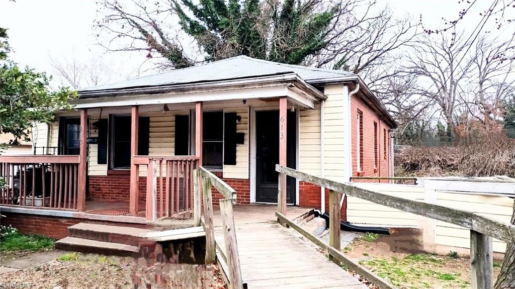 Dunleith Ave, Winston Salem, NC 27101