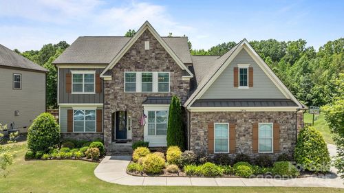 2414 Madeira Cir, Waxhaw, NC, 28173-6227 | Card Image