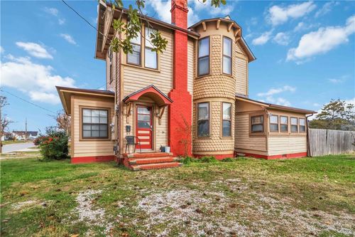 803 W Maple St, Rogers, AR, 72756-3531 | Card Image