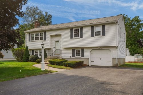 25 Jionzo Rd, Milford, MA, 01757-1832 | Card Image