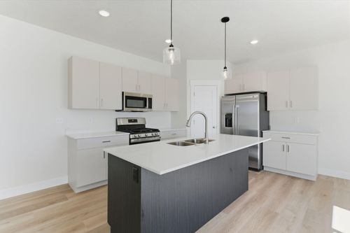 31-3143 W 1625 N, Cedar City, UT, 84721 | Card Image