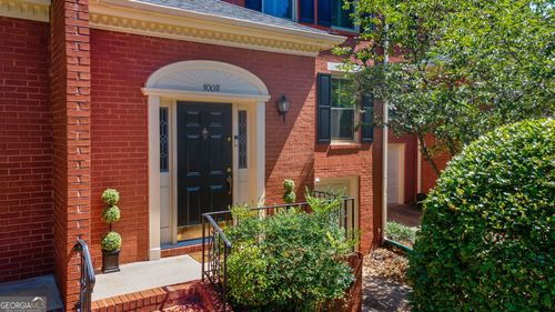 1002 Defoors Mill Dr Nw, Atlanta, GA, 30318-2358 | Card Image