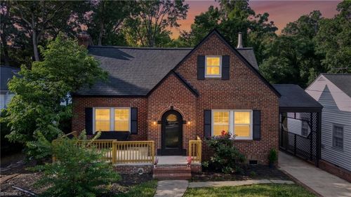 405 Spring St, Thomasville, NC, 27360-4553 | Card Image