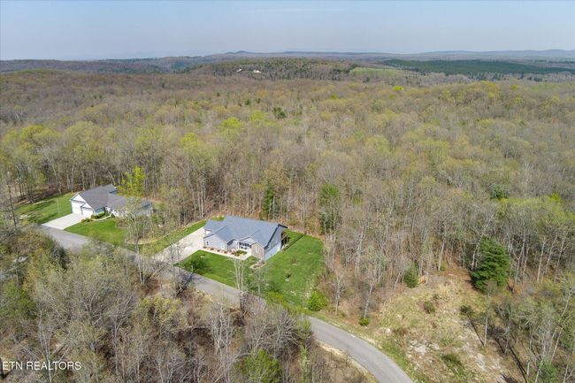 380 Mountain Preserve Pkwy, House other with 3 bedrooms, 2 bathrooms and null parking in Crab Orchard TN | Image 36