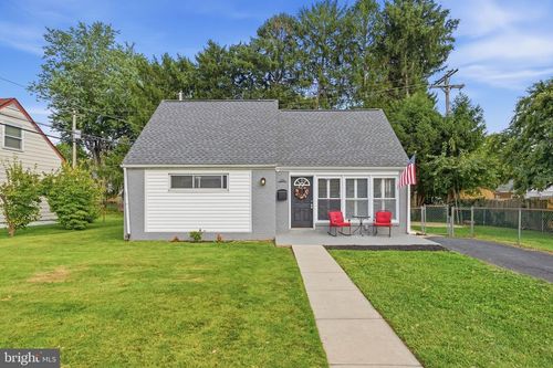 226 Oxford Cir, Norristown, PA, 19403-2943 | Card Image