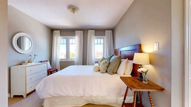 139 Young Dr, House other with 3 bedrooms, 2 bathrooms and 6 parking in Unknown ON | Image 16