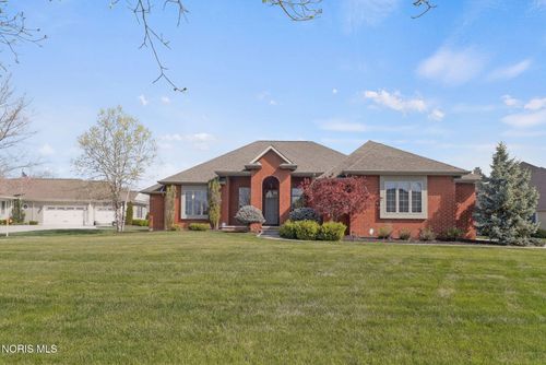 15620 Brookfield Hts, Findlay, OH, 45840-7821 | Card Image