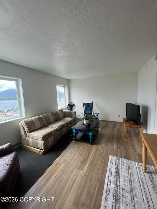 803-2415 Hemlock Ave, Ketchikan, AK, 99901-5863 | Card Image