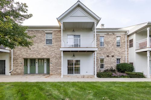 148-2704 Northview Road, Waukesha, WI, 53188 | Card Image