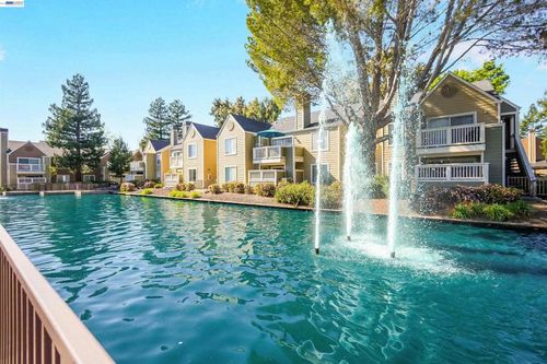 apt-23-200 Reflections Dr, San Ramon, CA, 94583-4730 | Card Image
