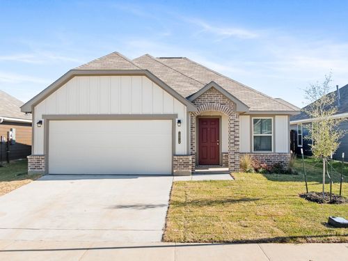 1214 High St, Navasota, TX, 77868-5415 | Card Image