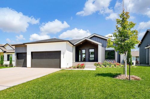 12325 E Woodspring Ct, Wichita, KS, 67226-2286 | Card Image