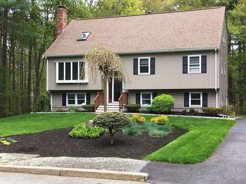 32 Olde Farm Rd, South Easton, MA, 02375-1438 | Card Image