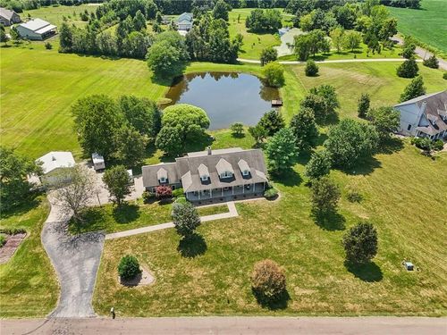 18941 Ward Pkwy, Tonganoxie, KS, 66086-5172 | Card Image