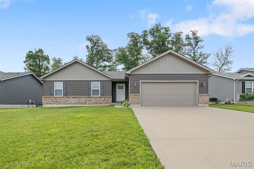 102 Heritage Landing Dr, Truesdale, MO, 63380-1226 | Card Image