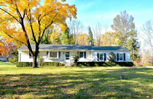 154 Old Croton Rd, Flemington, NJ, 08822-5925 | Card Image