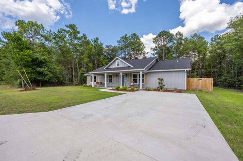 172 Frazier Rd, Defuniak Springs, FL, 32433-7956 | Card Image