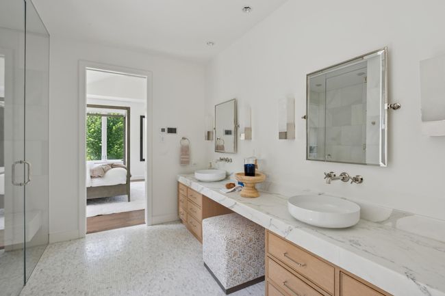 2505 E Lake Of The Isles Pkwy, House other with 5 bedrooms, 7 bathrooms and null parking in Minneapolis MN | Image 35