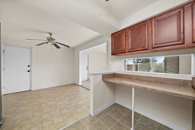 APT-9 - 303 E Plainfield Rd, Condo with 2 bedrooms, 1 bathrooms and 1 parking in La Grange IL | Image 9
