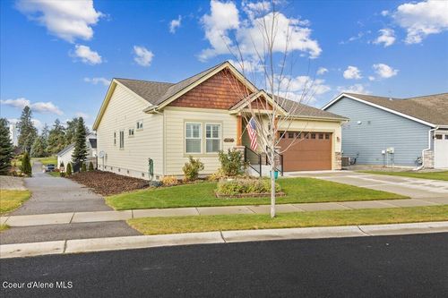 2533 N Side Saddle Ln, Post Falls, ID, 83854-8131 | Card Image