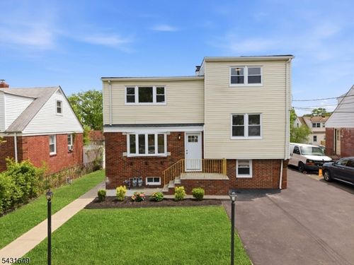 23 Prospect St, Clifton, NJ, 07011-2826 | Card Image