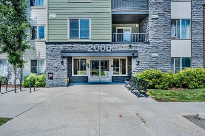 2111 - 1317 27 St Se, Condo with 2 bedrooms, 1 bathrooms and 1 parking in Calgary AB | Image 1