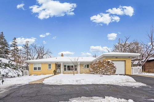 407 W North Ave, Elmhurst, IL, 60126-2533 | Card Image